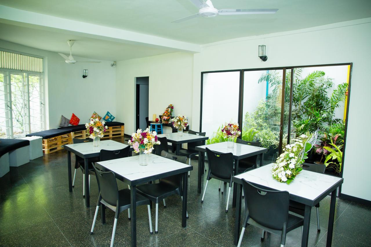 Tuk Tuk Hostels Colombo Exterior foto